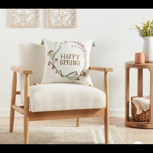 ‼️SOLD‼️ NWT Tapestry Style Embroidered Pillow with Tassels